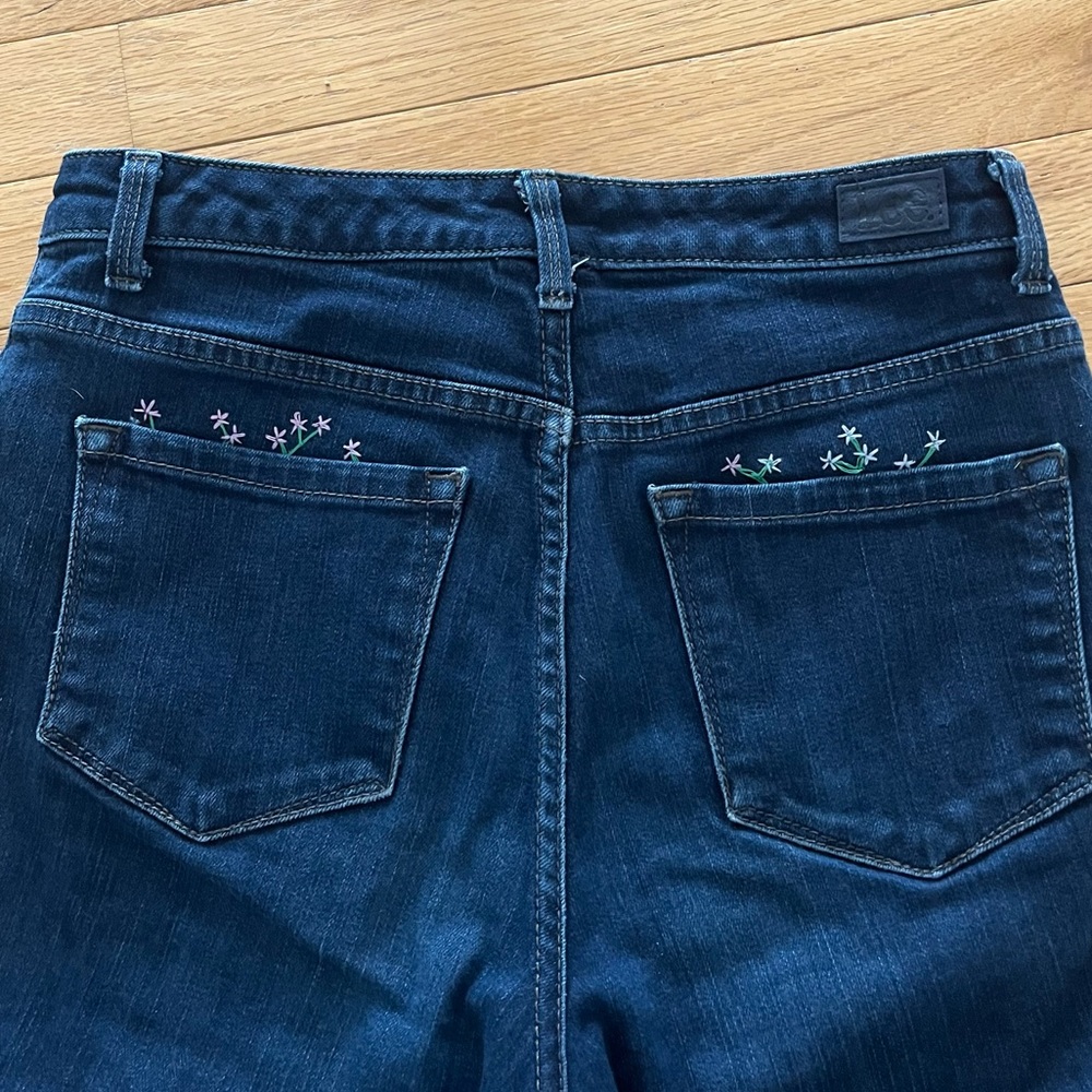 Lee Women’s Straight Leg High Rise Relaxed Fit Jeans with embroidered flowers